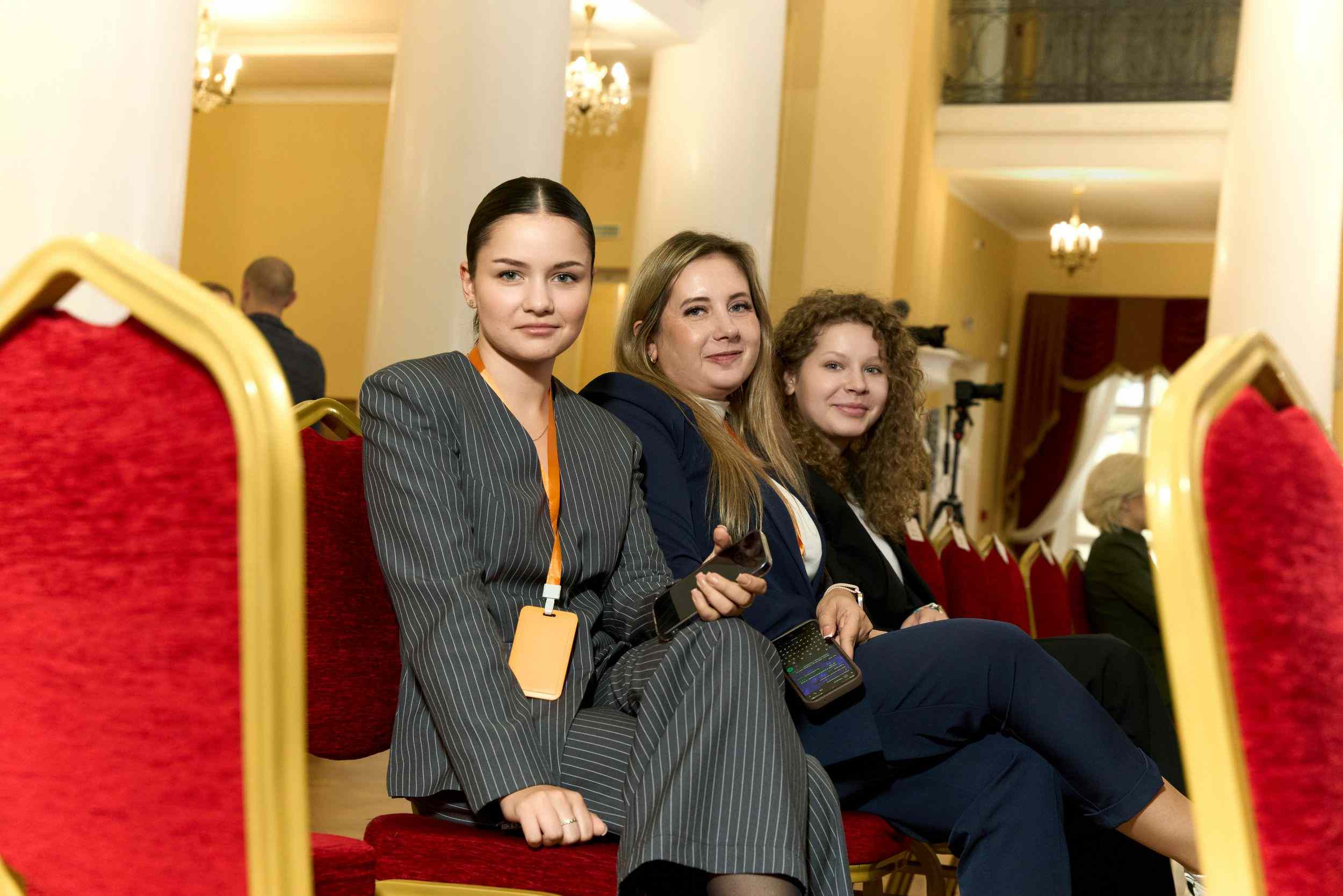 Вход учредителей в НКО